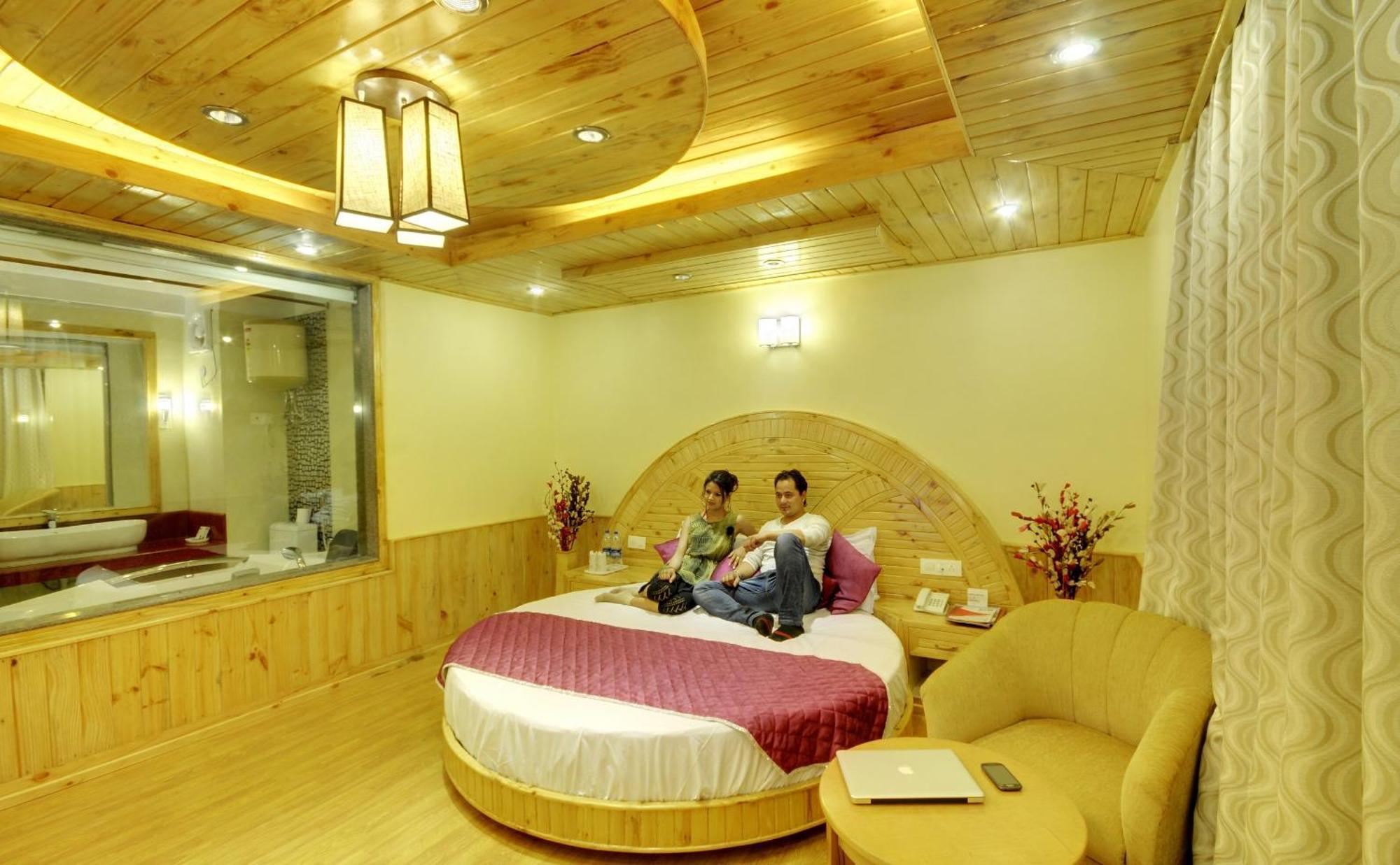 The Holiday Resorts And Cottages, Manali